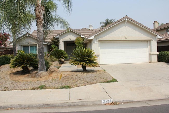 Building Photo - 2711 Fremont Ave
