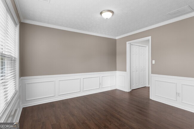 Foto del edificio - 1616 Amhearst Oaks Ct