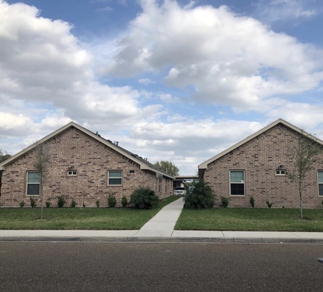Building Photo - 1708 Orlando St