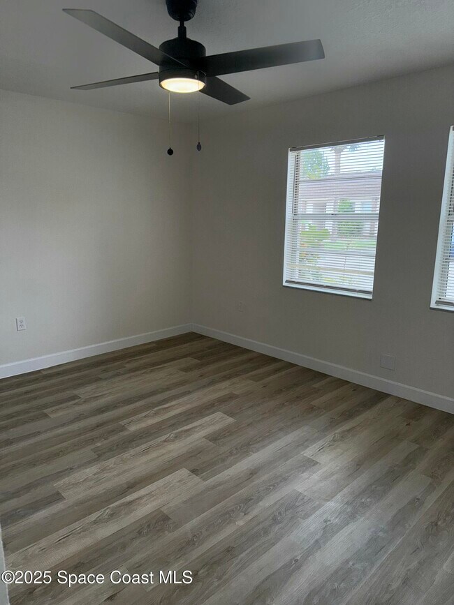 Foto del edificio - 1514 Clearlake Rd