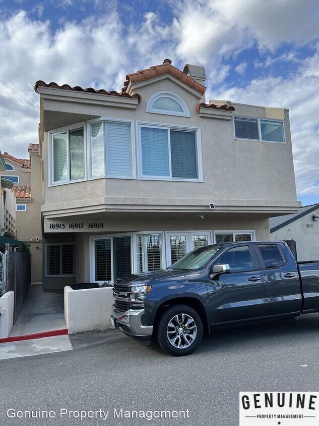Foto principal - 3 br, 2 bath House - 16917 10th Street