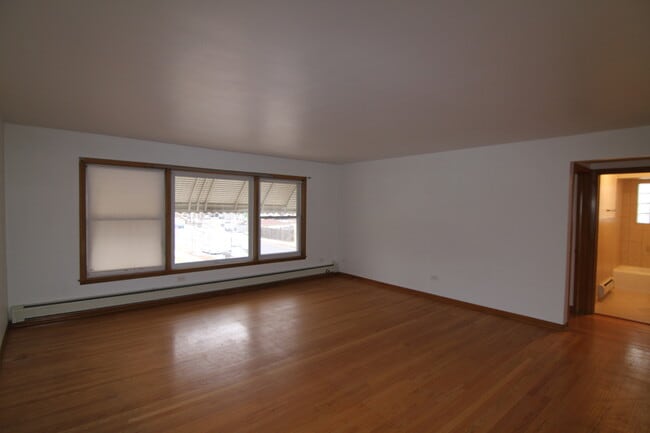 Foto del edificio - 3555 N Neva Ave