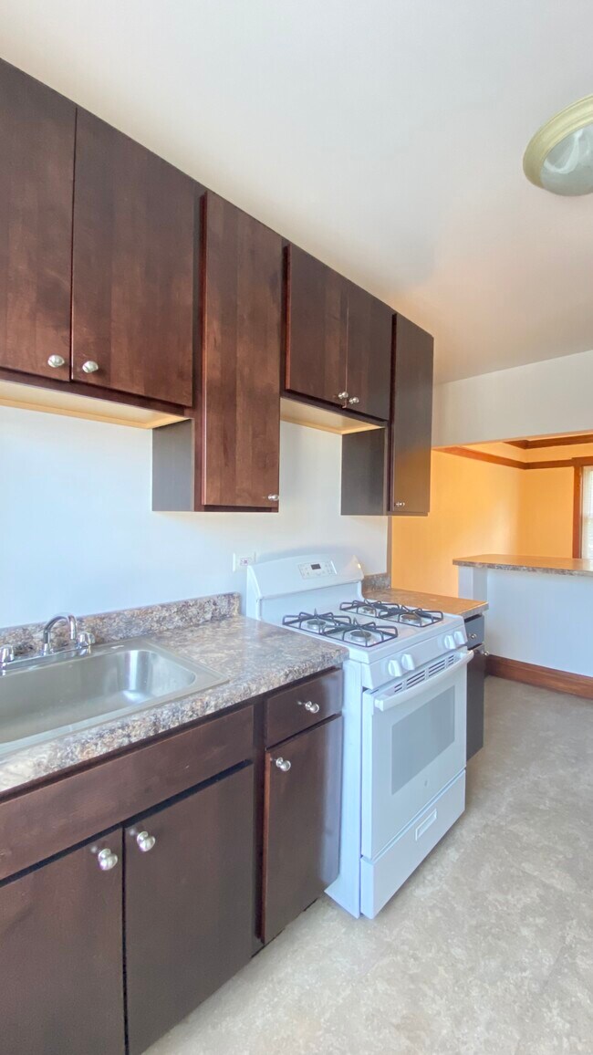 Foto del edificio - 4451 W Dickens Ave