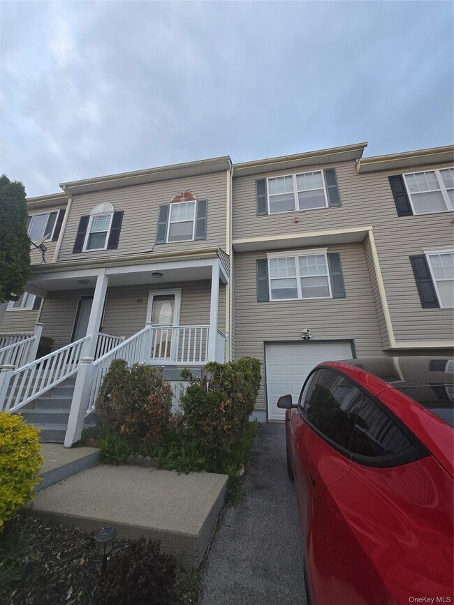 Building Photo - 60 Evan Rd