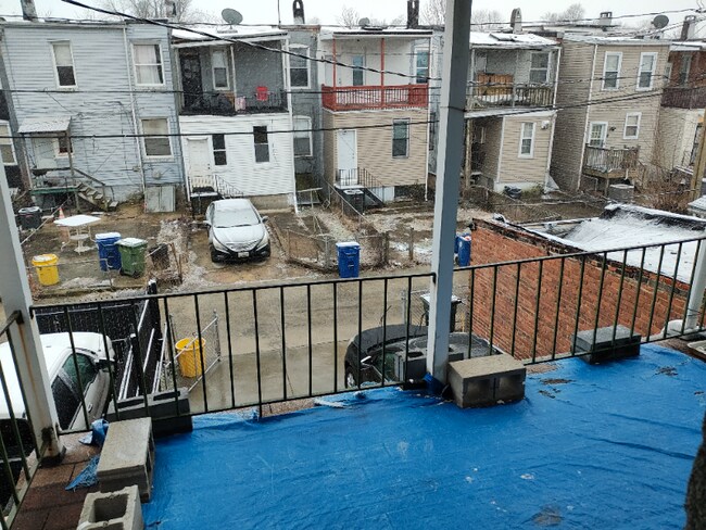 Foto del edificio - 3127 Lawnview Ave