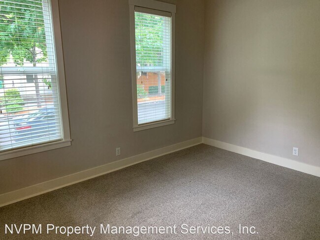 Building Photo - 3 br, 3 bath House - 1787 Roth Street