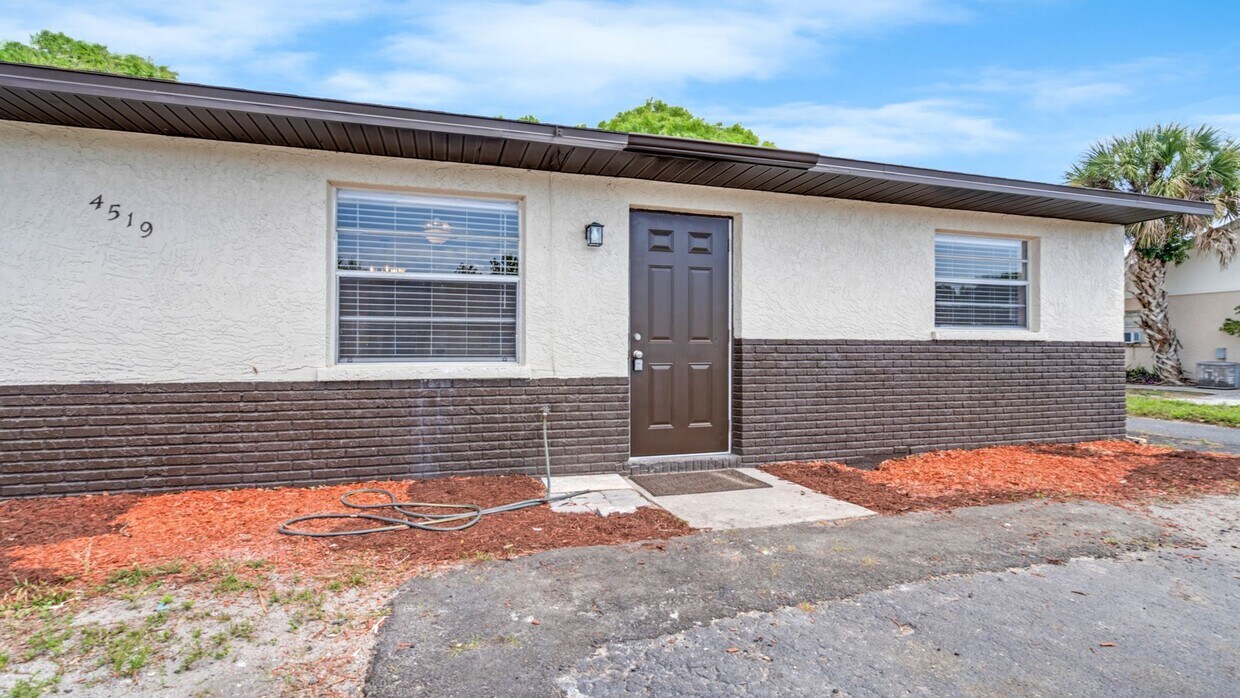 Foto principal - Coastal Chic: Newly Renovated 2 Bed, 2 Bat...