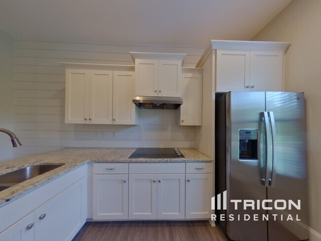 Foto del edificio - 211 E Quail Hollow Way