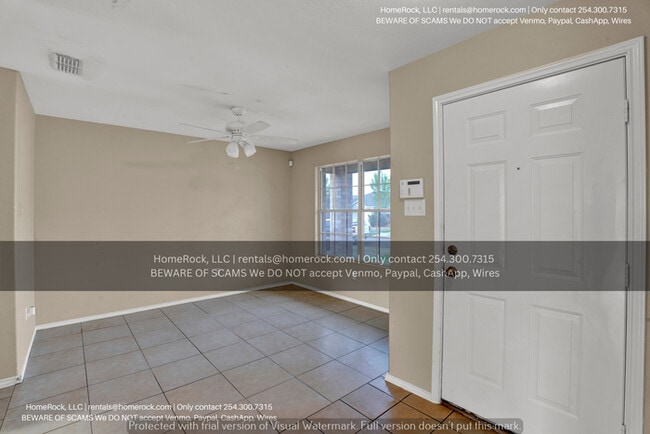 Foto del edificio - 3 Bedroom 2.5 Bath Available