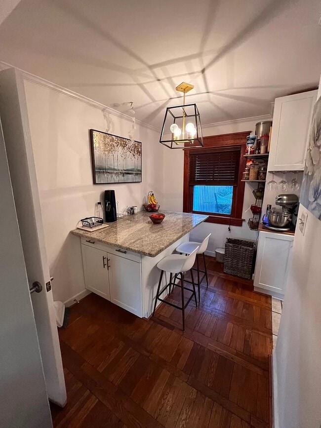 Foto del edificio - 821 S Ivy St