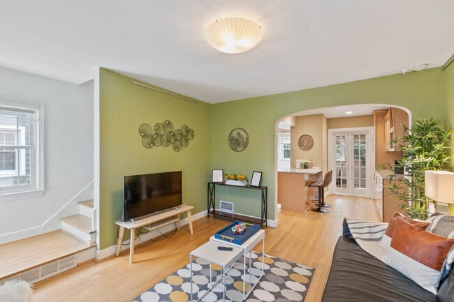 Foto del edificio - 505 E Alexandria Ave