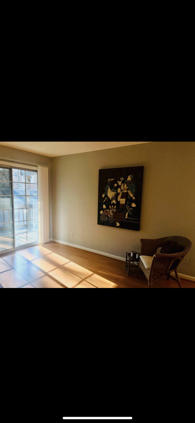 Foto del edificio - 10555 Montgomery Rd