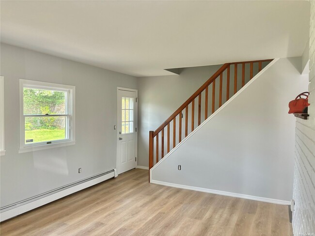 Foto del edificio - 40 Walnut Ln