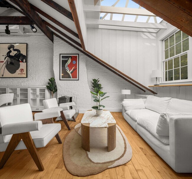 Foto del edificio - 131 MacDougal St