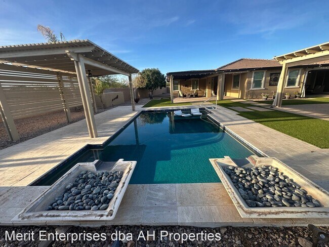 Building Photo - 2 br, 2 bath House - 5446 S ABBEY