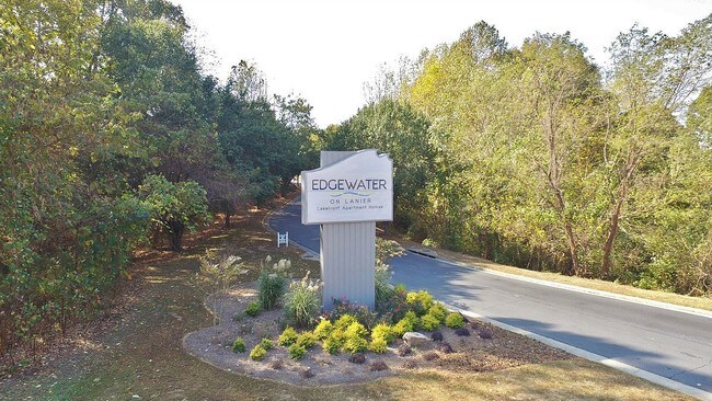 Foto del edificio - Edgewater on Lanier