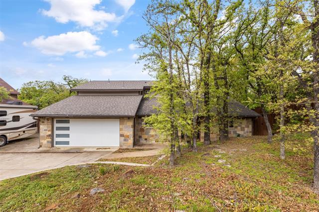 Foto principal - 3427 Lakewood Ln