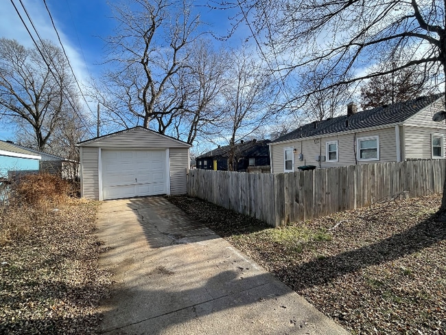 Foto del edificio - 3830 Blondo St