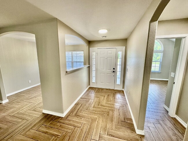 Foto del edificio - 6 Roessler Ln