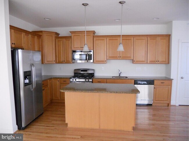 Building Photo - 119 Mainland Square Dr