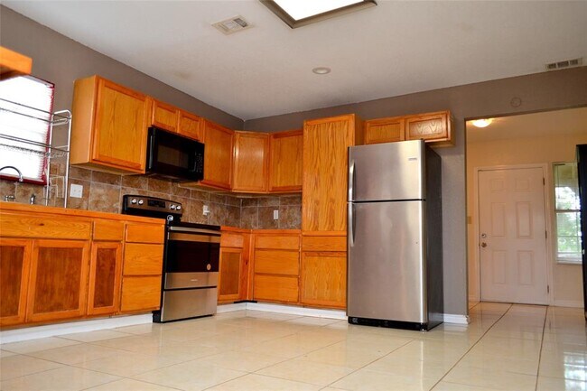 Foto del edificio - 514 W 6th St