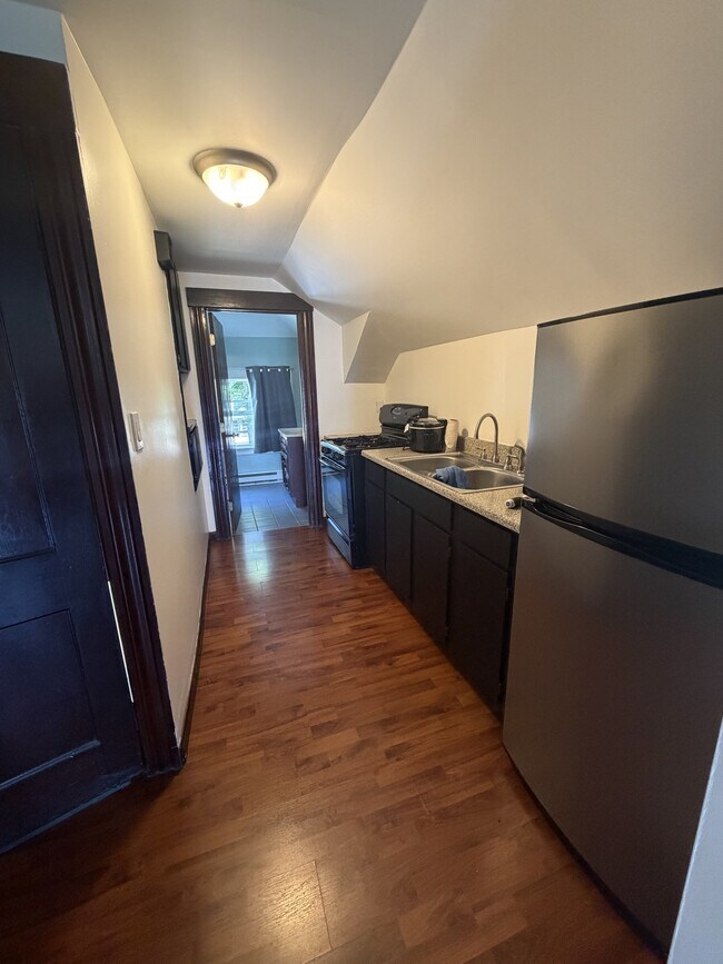 Foto del edificio - 52 Chambly Ave