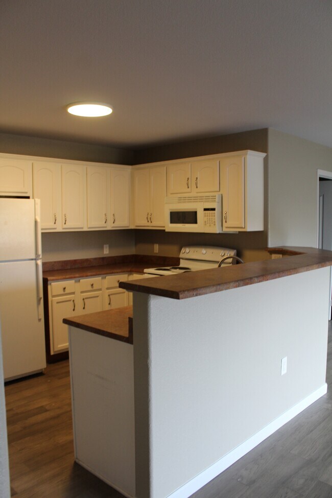 Foto del edificio - 495 River View Dr