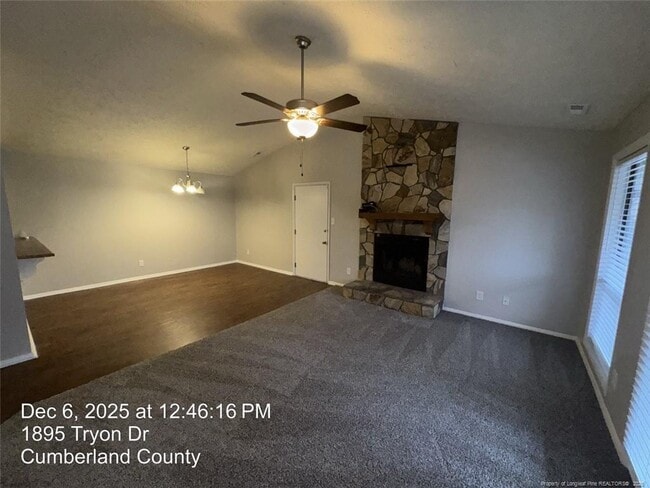 Foto del edificio - 1895 Tryon Dr