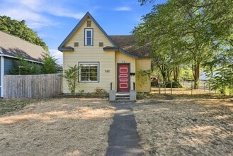 Building Photo - 527 W Shannon Ave