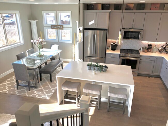 Foto del edificio - 1007 Leonard Ln