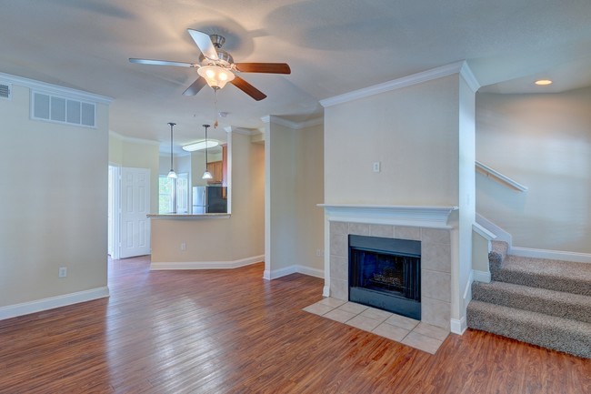 Living Area - Monticello Oaks Townhomes