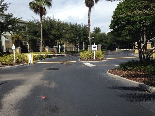 Foto del edificio - 5521 Legacy Crescent Pl