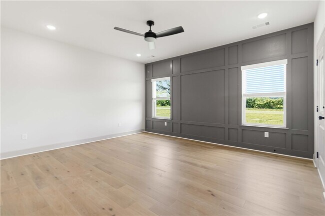 Foto del edificio - 970 Trestle Ln