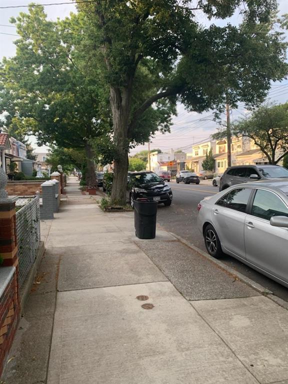 Foto principal - 1464 E 53rd St