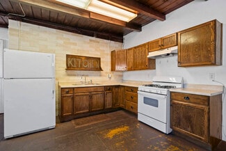 Building Photo - 3120 N Romero Rd