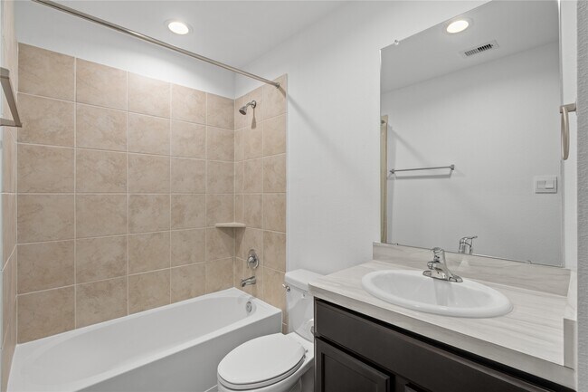 Building Photo - 22306 Forest Gorge Ln