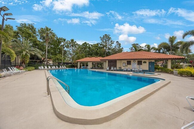 Foto del edificio - 404 Hammock Pine Blvd