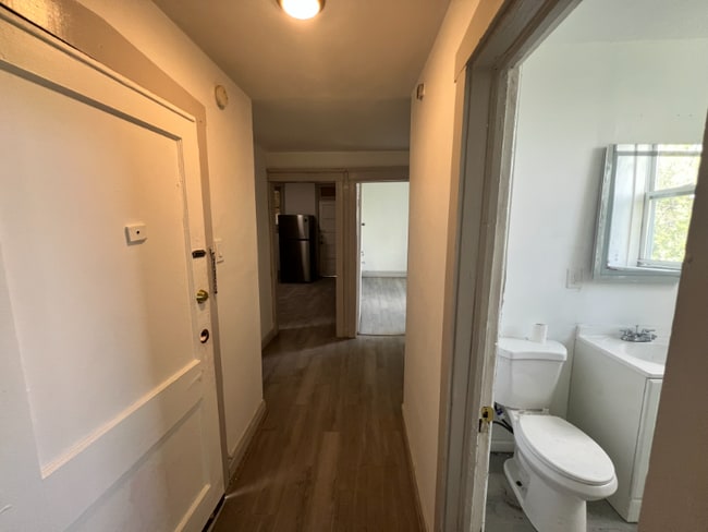 Photo - 1840 S Avers Ave Apartment