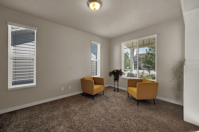 Foto del edificio - 788 Star Spangled Dr