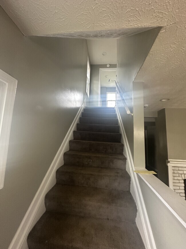 Foto del edificio - 1568 Arlington Ave