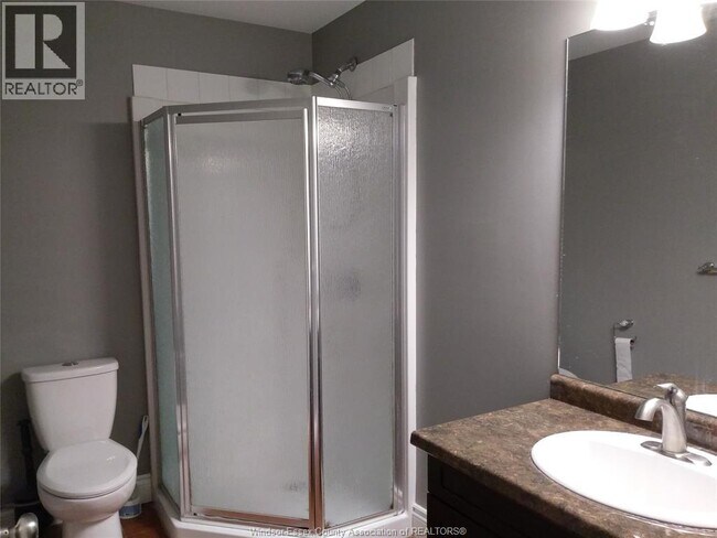 Photo du bâtiment - 1686 Northway Ave