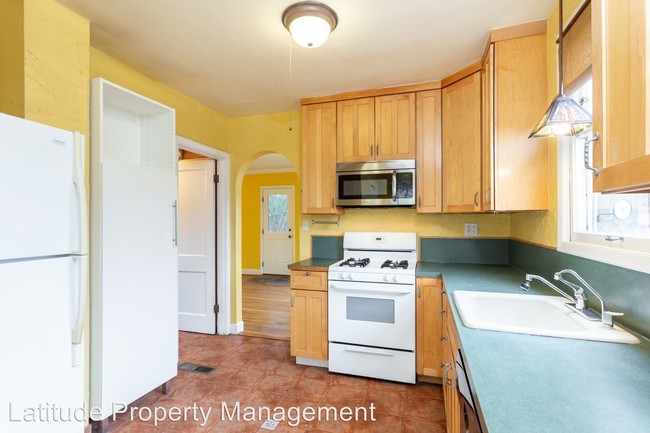 Building Photo - 3 br, 2 bath House - 735 N Farragut Street