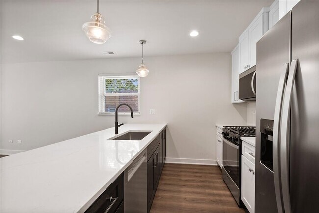 Foto del edificio - 2314 W Arthur Ave