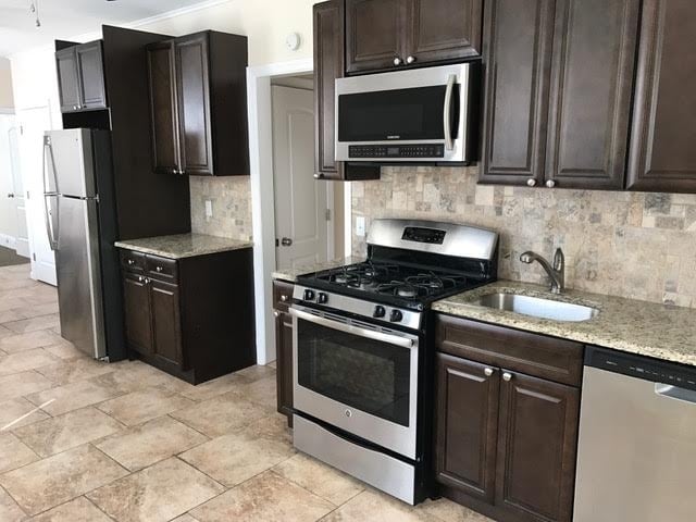 Building Photo - 401 Bloomfield St