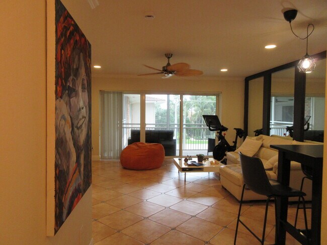 Building Photo - 2501 S Ocean Blvd