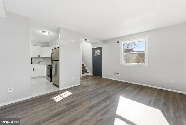 Building Photo - 111 Presidential Dr