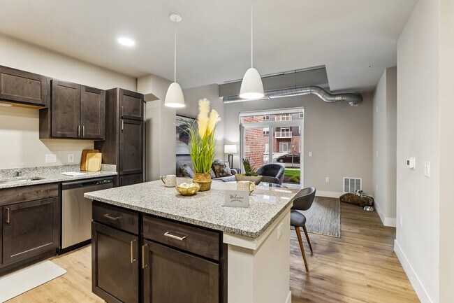 Foto del edificio - The Victoria at Huxley Yards - A 55+ Community