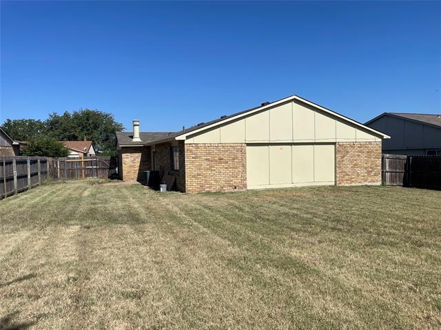 Foto del edificio - 7533 Parkwood Ln