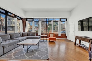 Building Photo - 3456 N Damen Ave