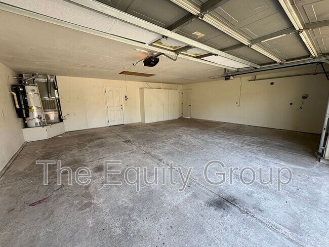 Foto del edificio - 2511 S Peppertree St